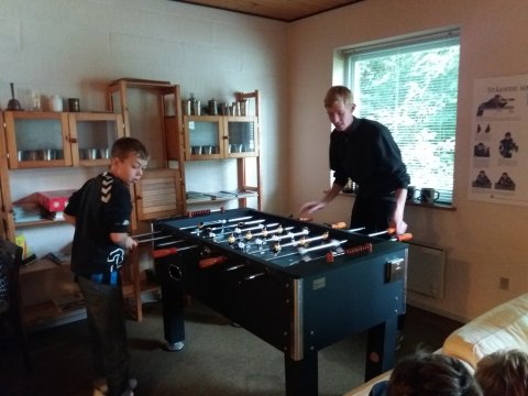 Lidt hygge er der ogs tid til mellem skydningerne.